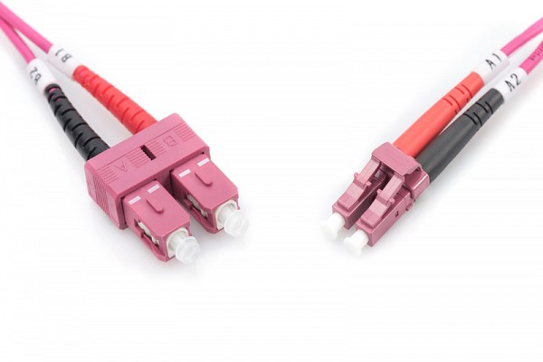 DIGITUS F/O LC-SC 3m 50/125 OM4 LSZH DK-2532-03-4
