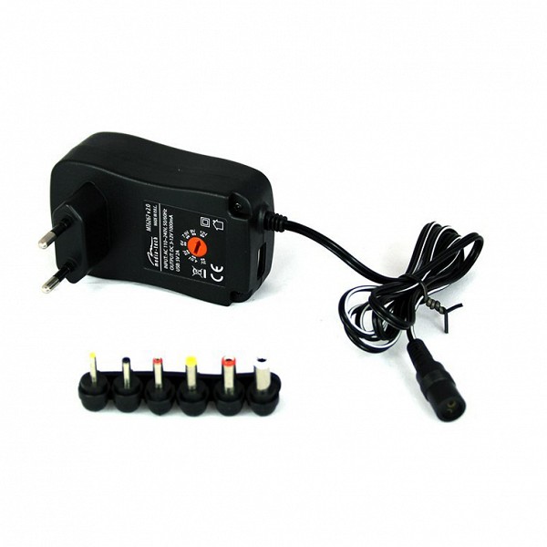 Media-Tech Tablet Universal Power Supply 3-12V 1A MT6267 v2